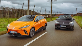MG4 Electric Luxury (64 kWh) VW ID.3 Life (58 kWh)