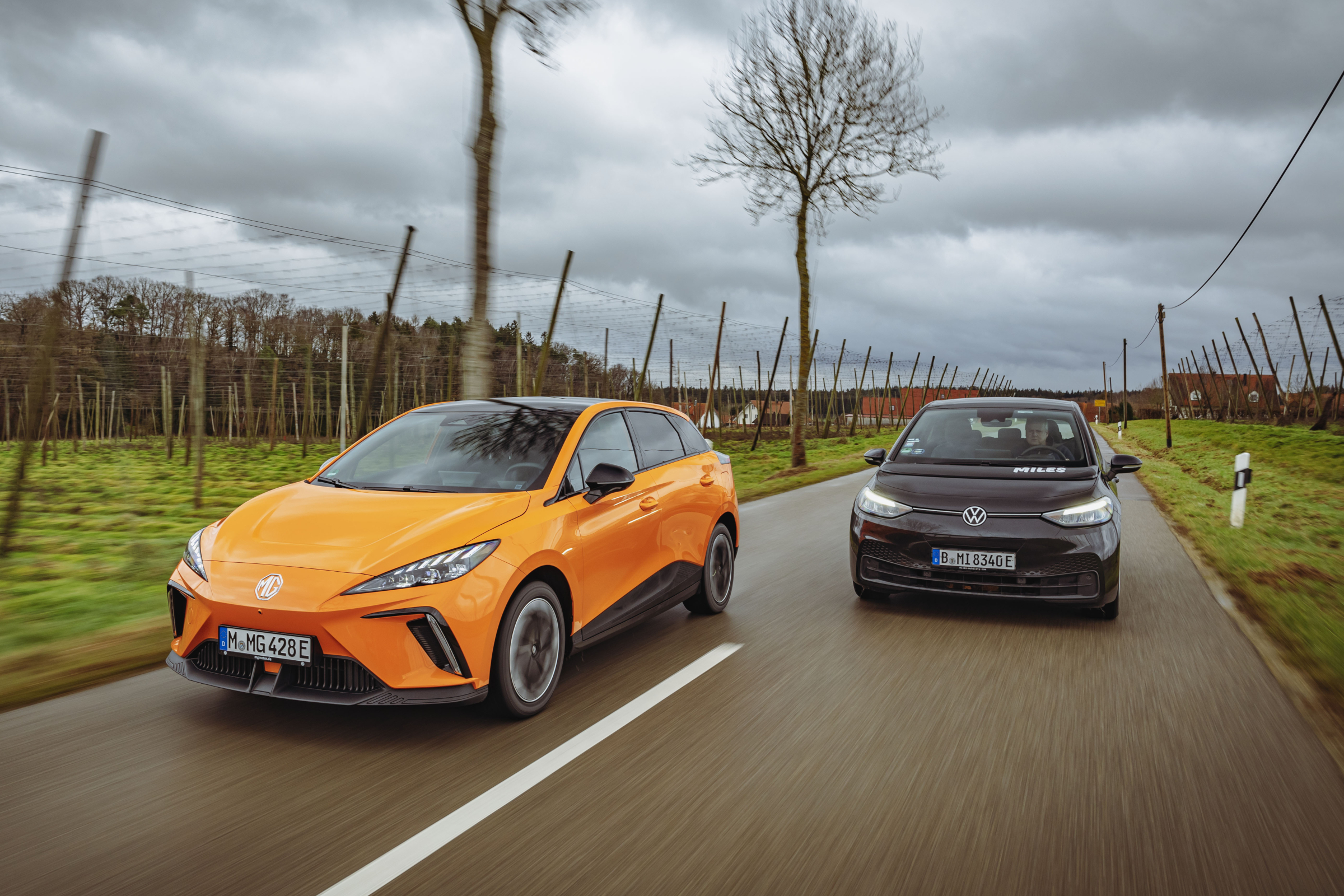 MG4 Electric vs. VW ID.3 Welches Elektroauto uberzeugt mehr AUTO BILD