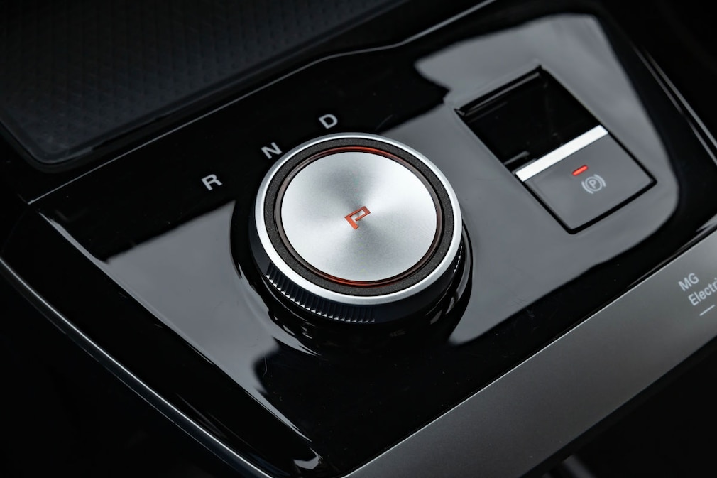 MG4 Electric Luxury (64 kWh)