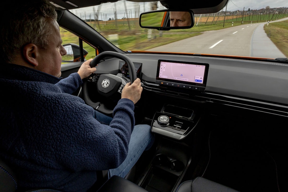 MG4 Electric Luxury (64 kWh)