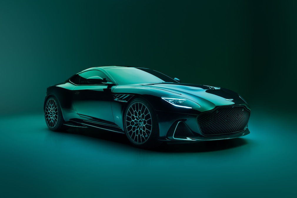 Aston Martin DBS 770 Ultimate Aston Martin DBS 770 Ultimate