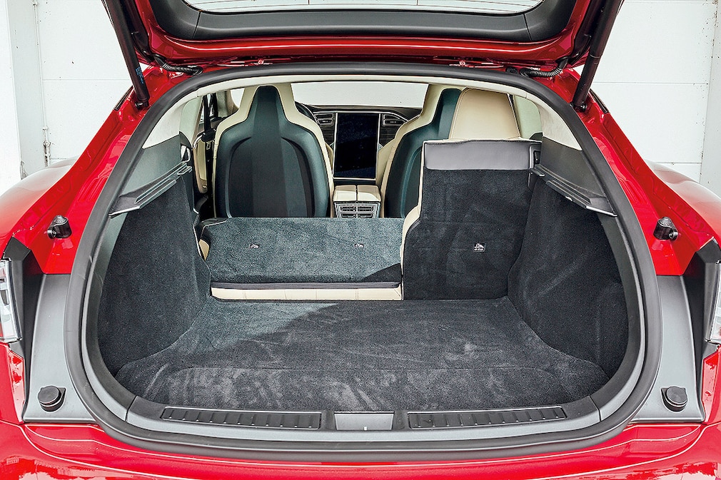 Tesla Model S P85D