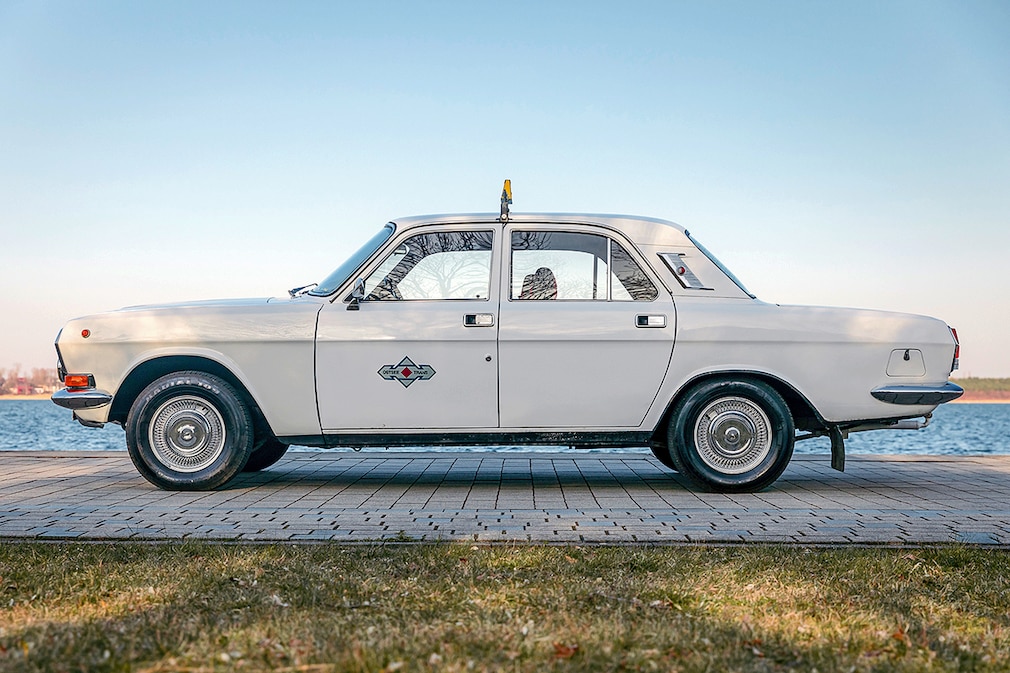 Taxi-Klassiker der Wendezeit: Berlin-Taxi, MB 190 D, Ford Scorpio ...