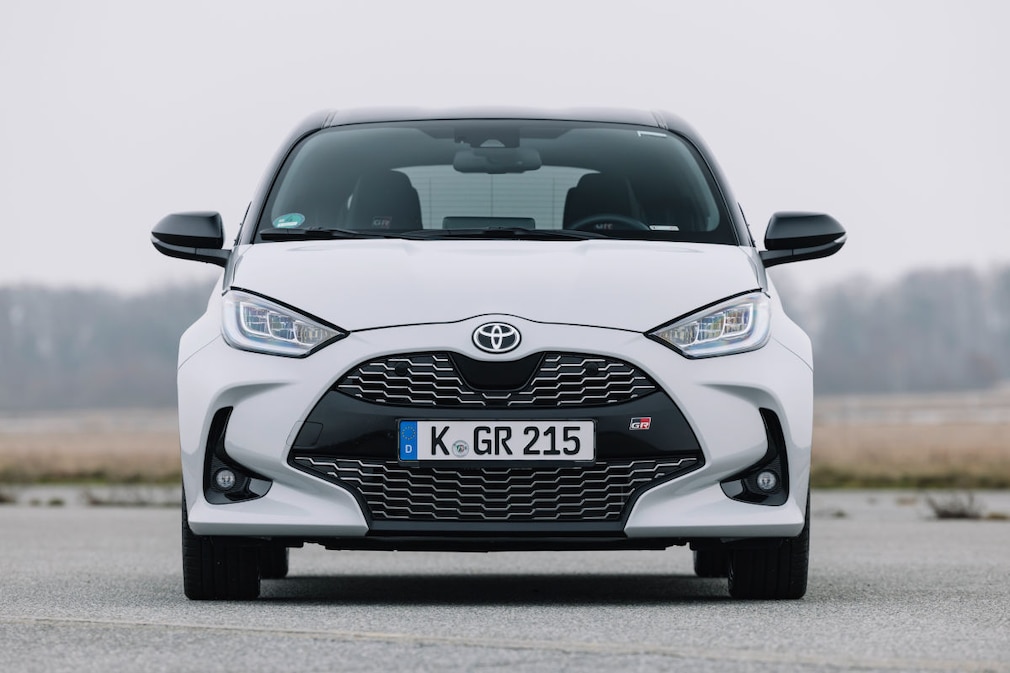 Toyota Yaris Hybrid