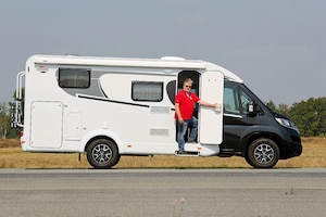 Carado V337 Edition15