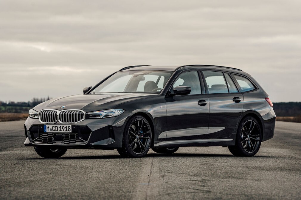 BMW 330i xDrive Touring