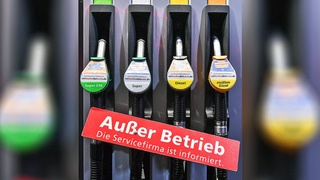 Zapfsäule außer Betrieb - Tankstelle