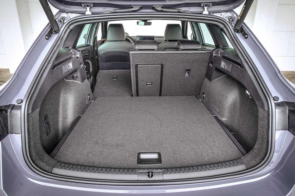 Cupra Leon Sportstourer 1.5 eTSI Cupra Leon Sportstourer 1.5 eTSI