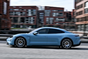 Porsche Taycan 4S
