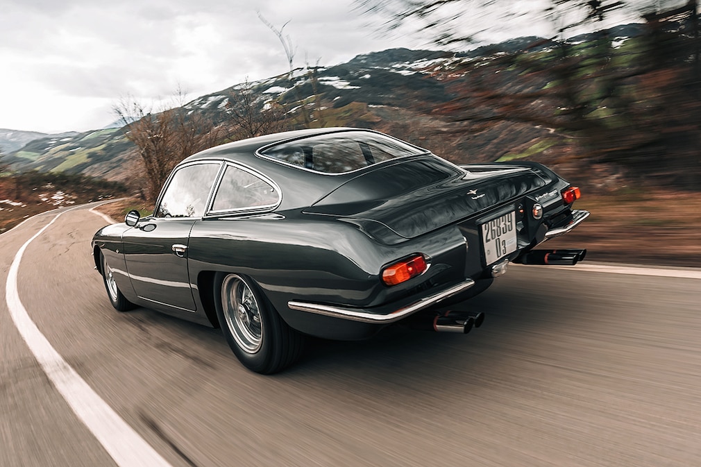 Lamborghini 400 GT 2+2
