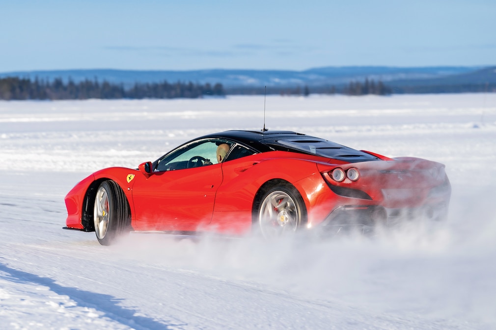 Ferrari F8 Triturbo