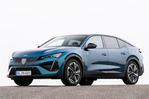 Peugeot 408 Plug-in-Hybrid 225