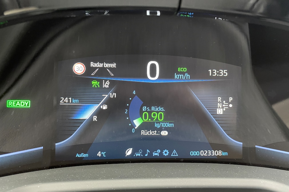 Toyota Mirai Cockpit