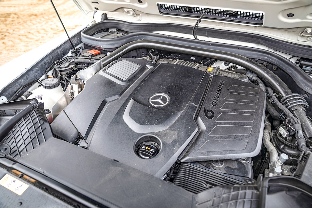 Mercedes G 400
