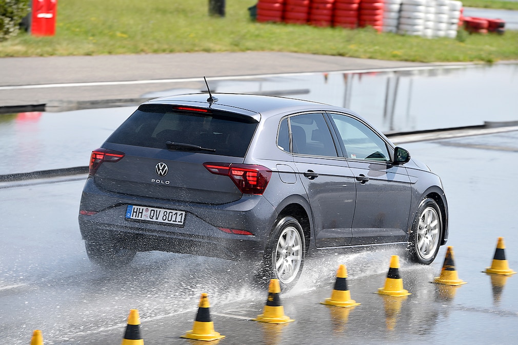 VW Polo - Ganzjahresreifen-Test 195/55 R 16