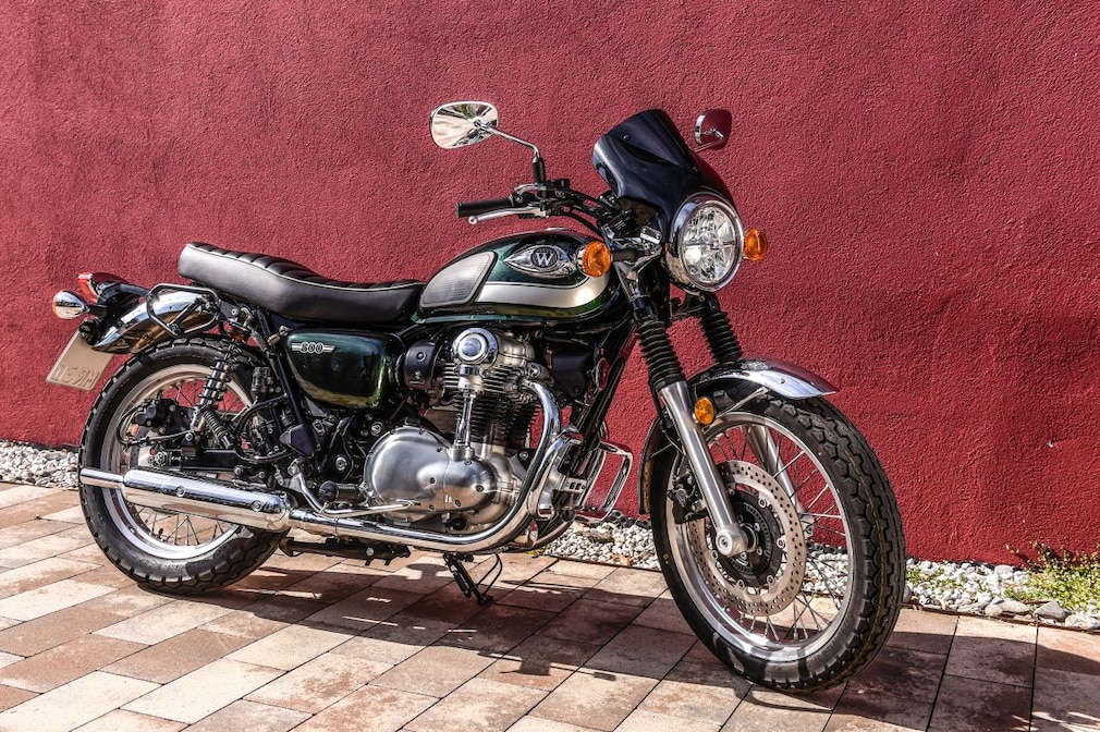 Kawasaki W 800