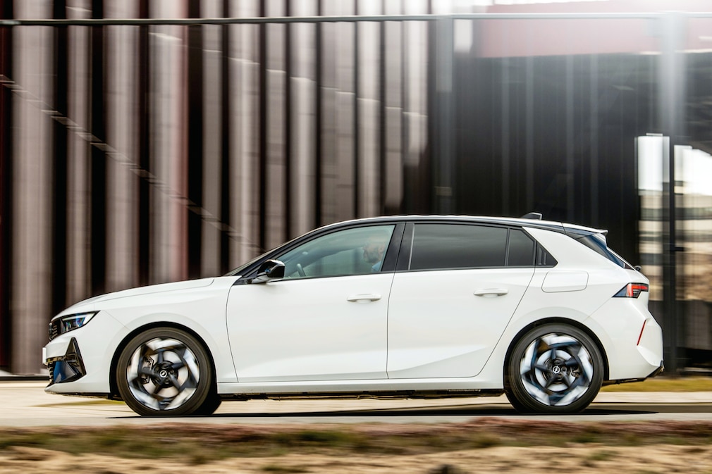 Opel Astra GSe