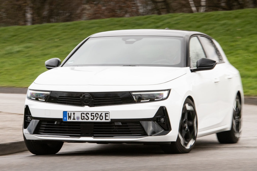 Opel Astra GSe