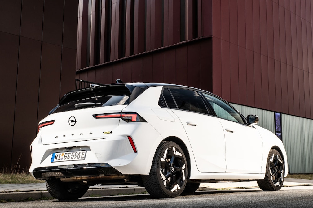 Opel Astra GSe