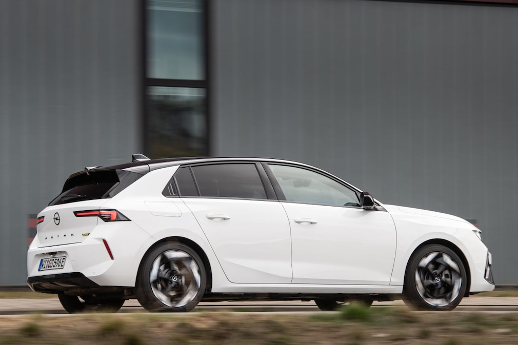 Opel Astra GSe