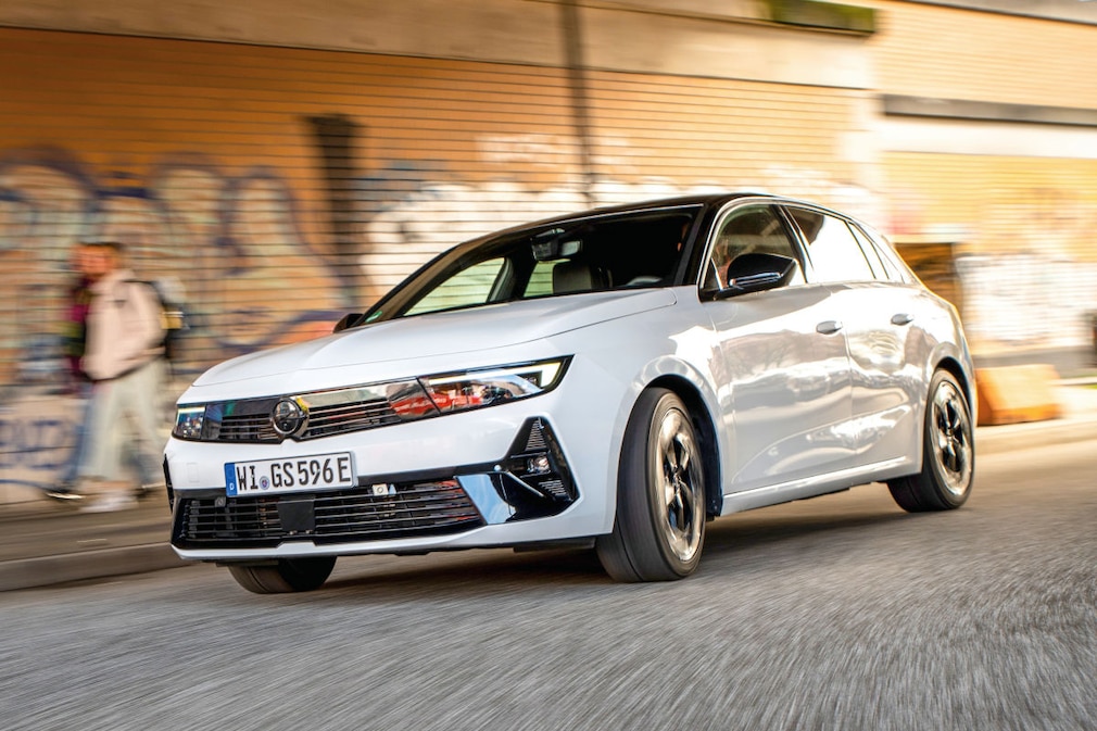 Opel Astra GSe