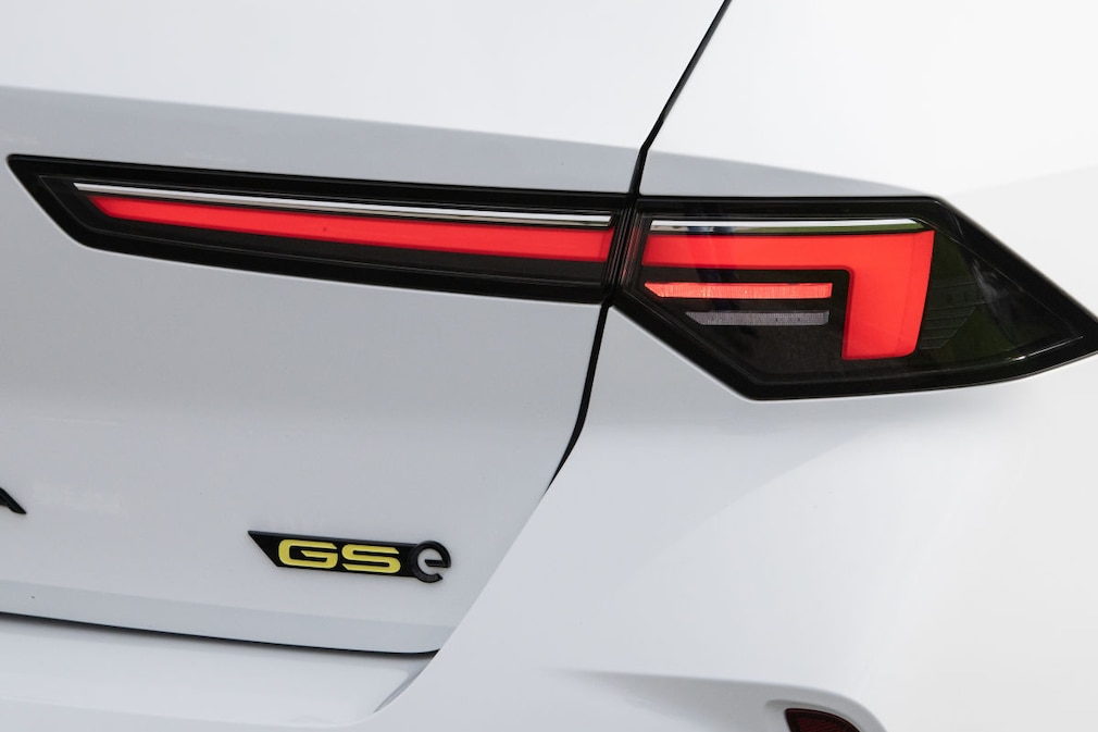 Opel Astra GSe