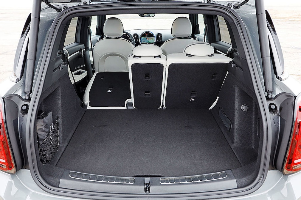 Mini Countryman vs. Suzuki S-Cross: kompakte Allrad-SUV im Test - AUTO BILD