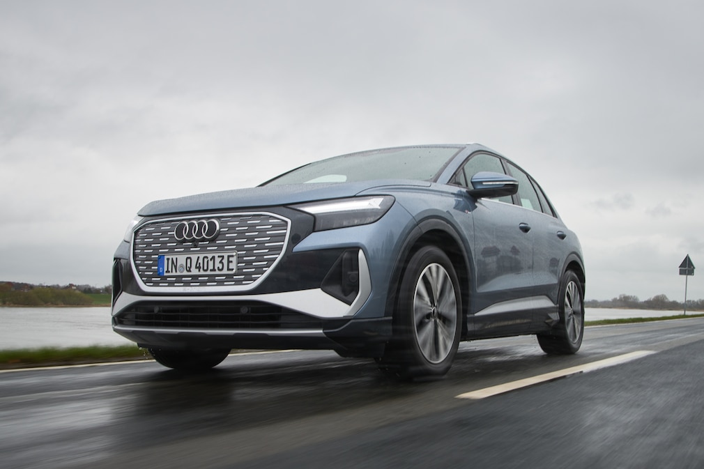 Audi Q4 50 e-tron quattro Audi Q4 50 e-tron quattro