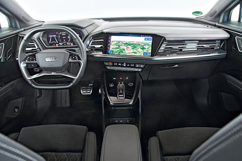 Audi Q4 e-tron, BMW iX1, Mercedes EQB: edle Elektro-SUV im Test - AUTO BILD
