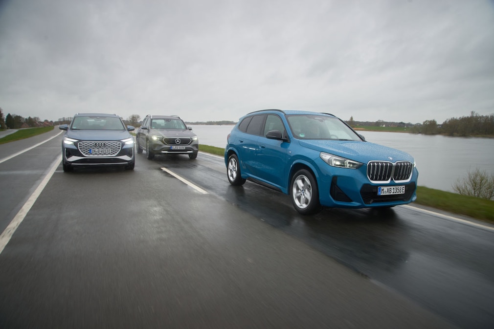 Audi Q4 50 e-tron quattro BMW iX1 xDrive30 Mercedes EQB 350 4Matic
