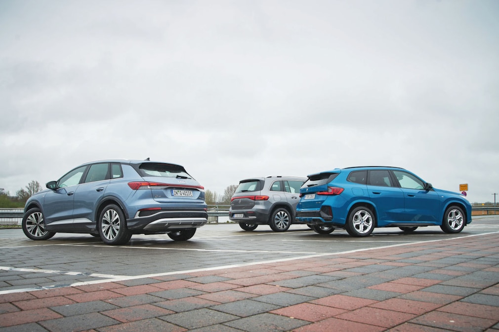 Audi Q4 50 e-tron Quattro, BMW iX1 xDrive30, Mercedes-Benz EQB 350