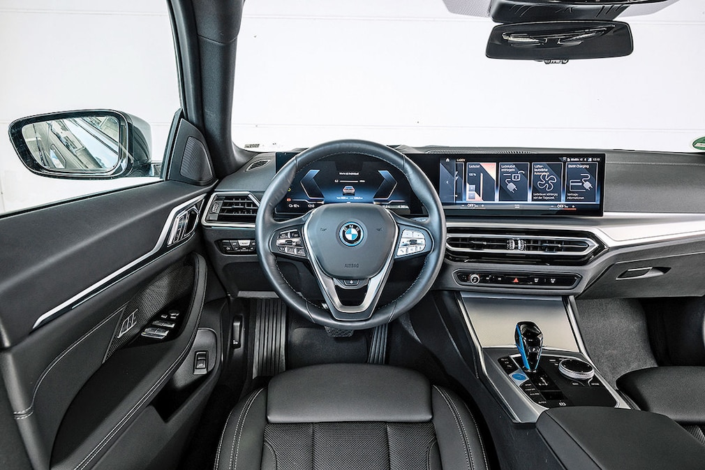 BMW i4 eDrive40