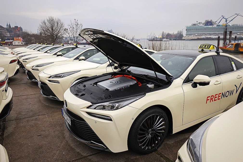 Toyota Mirai Wasserstoff Taxi