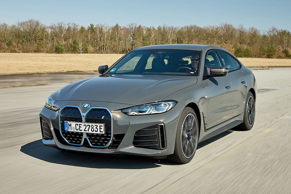 BMW i4 eDrive35