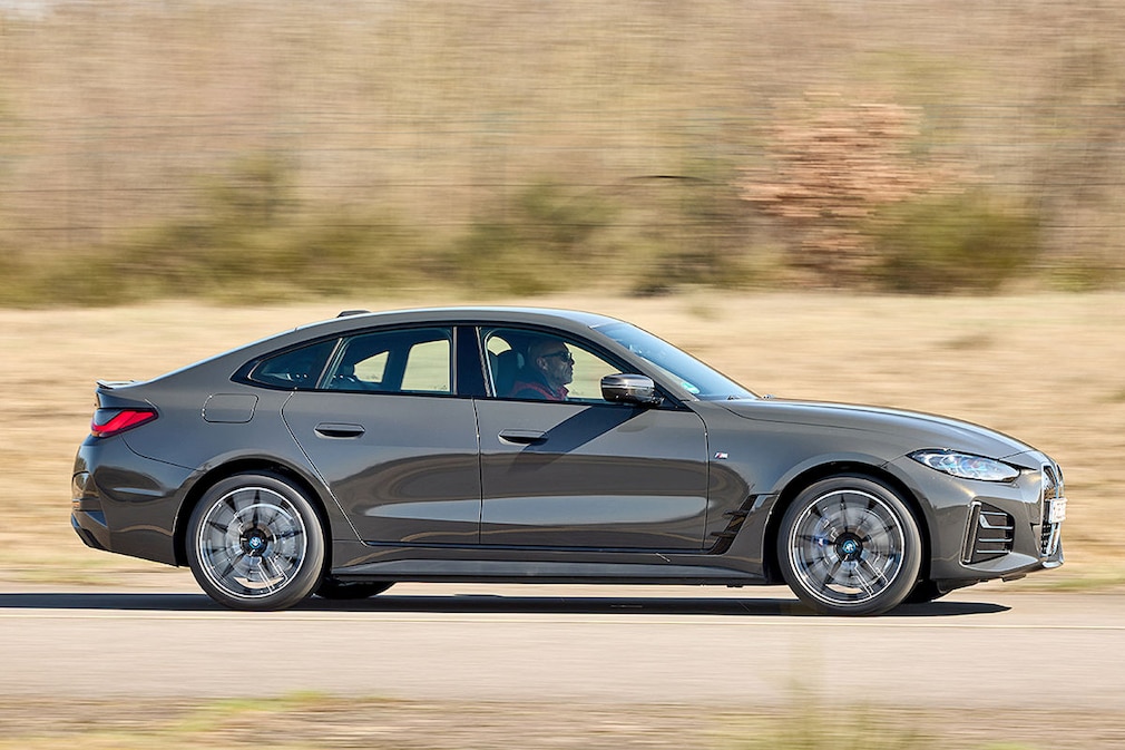 BMW i4 eDrive35