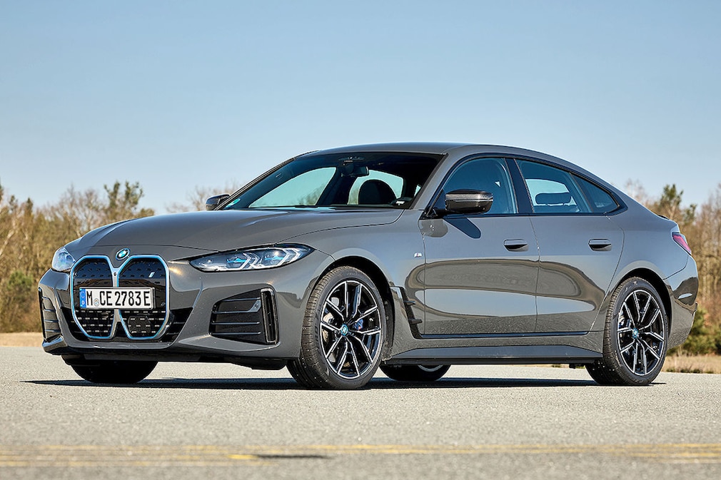 BMW i4 eDrive35