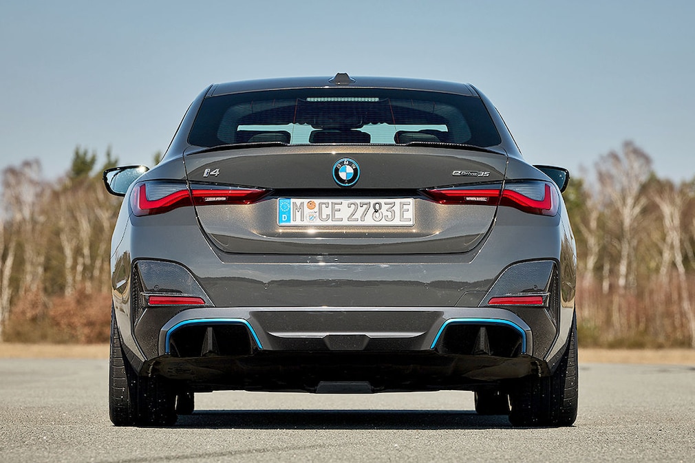 BMW i4 eDrive35