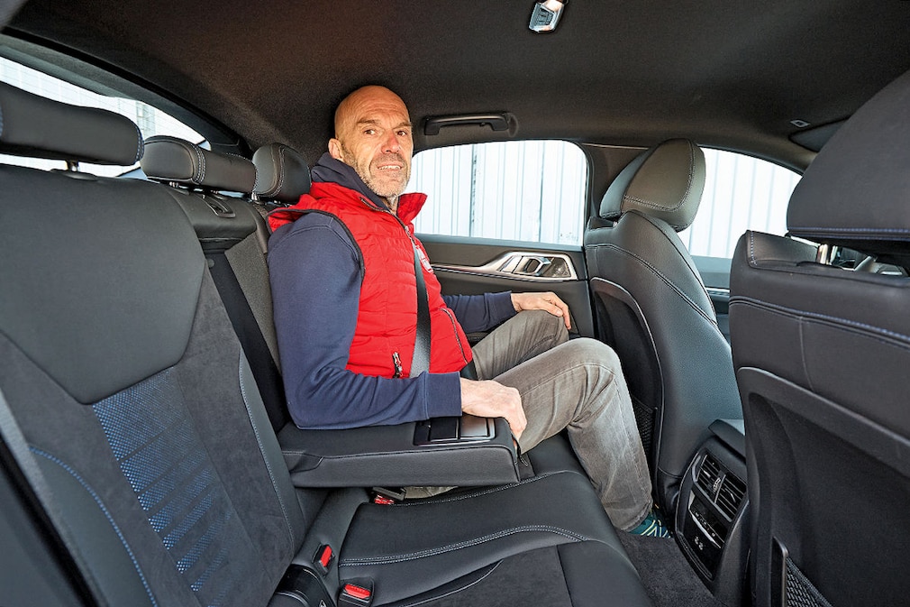 BMW i4 eDrive35