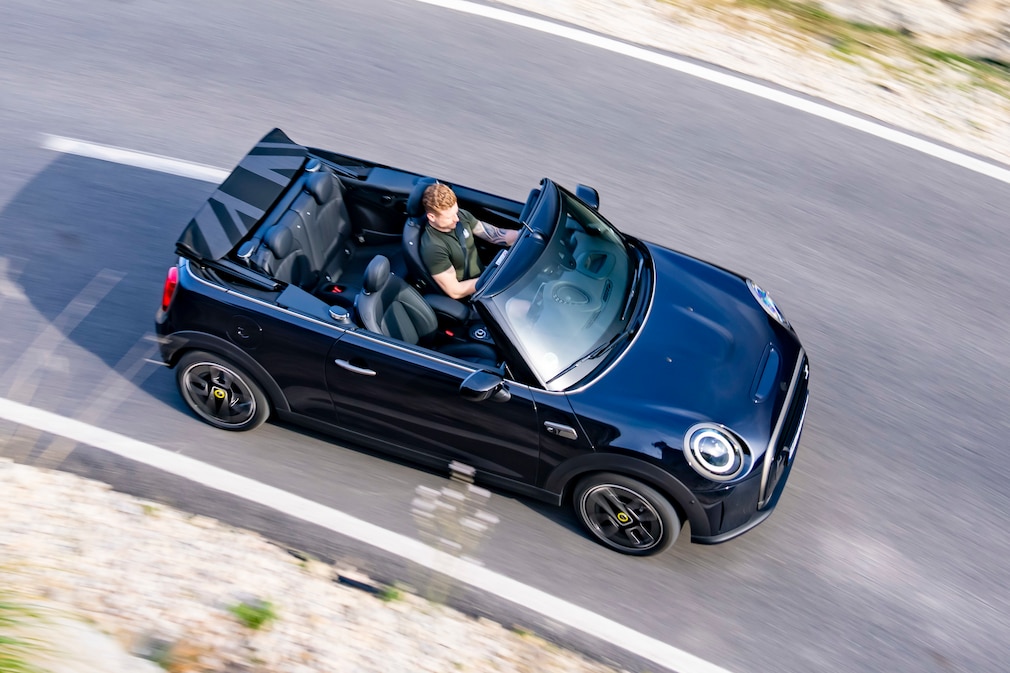 Mini Cooper SE Cabrio
