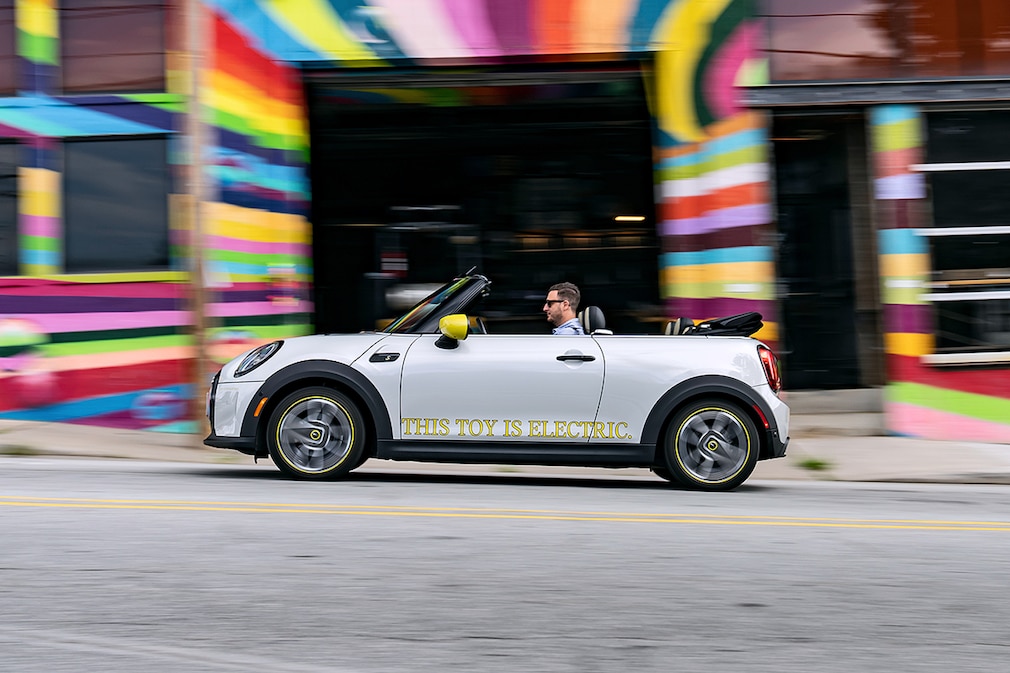 Mini Cooper SE Cabrio