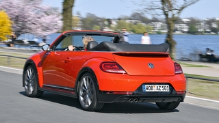 VW Beetle Cabrio 2.0 TDI