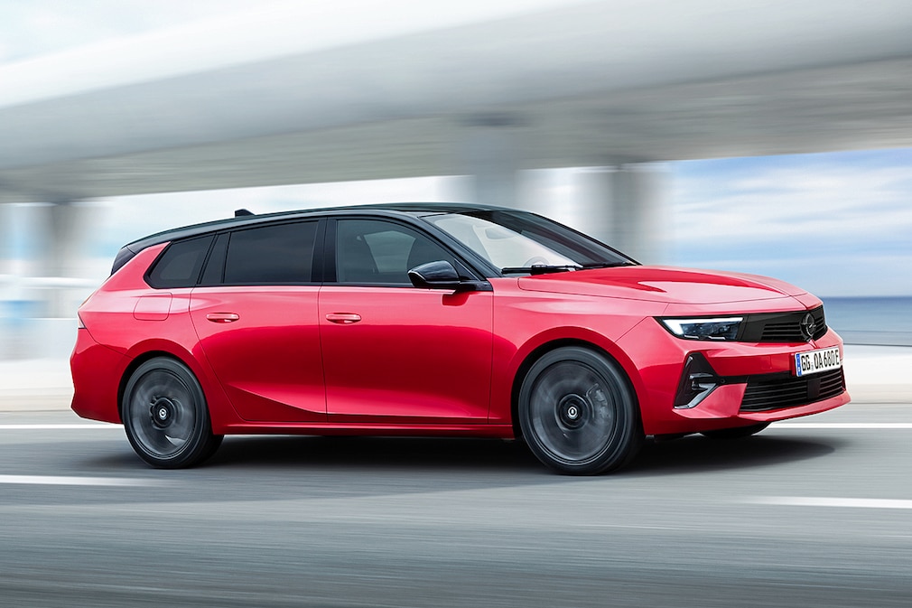 Opel Astra Sports Tourer Electric
