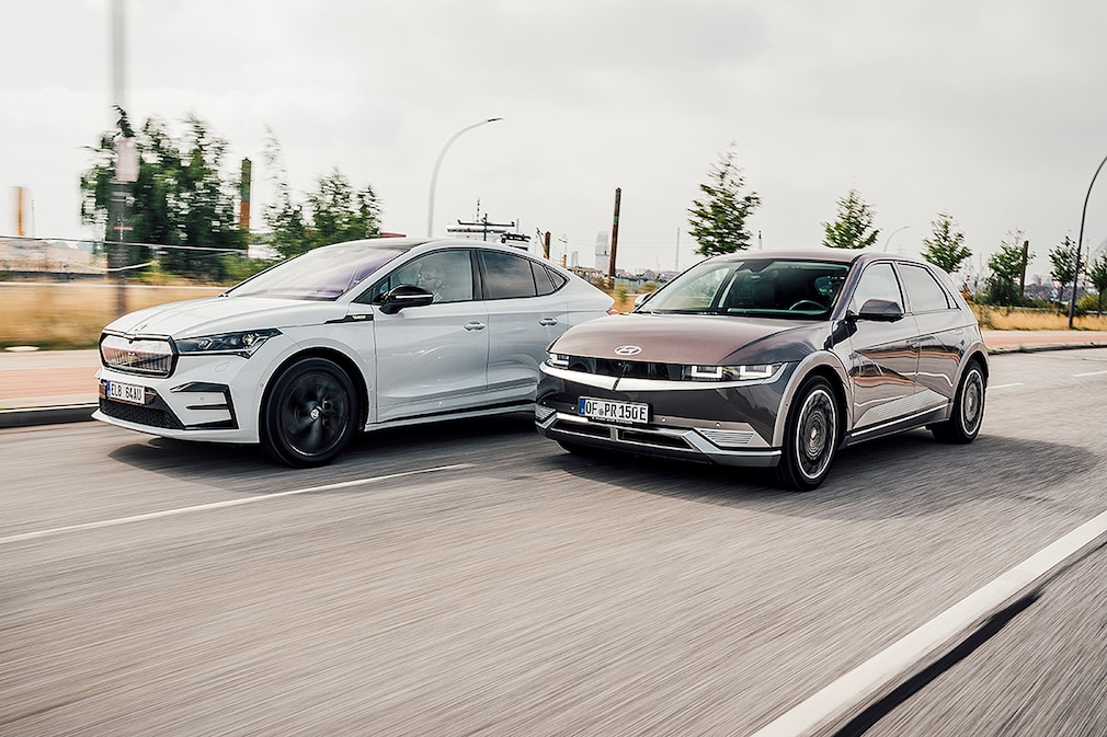 Hyundai Ioniq 5 Skoda Enyaq Coupé RS iV