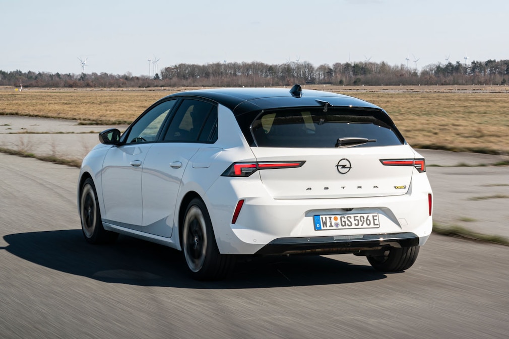 Opel Astra GSe