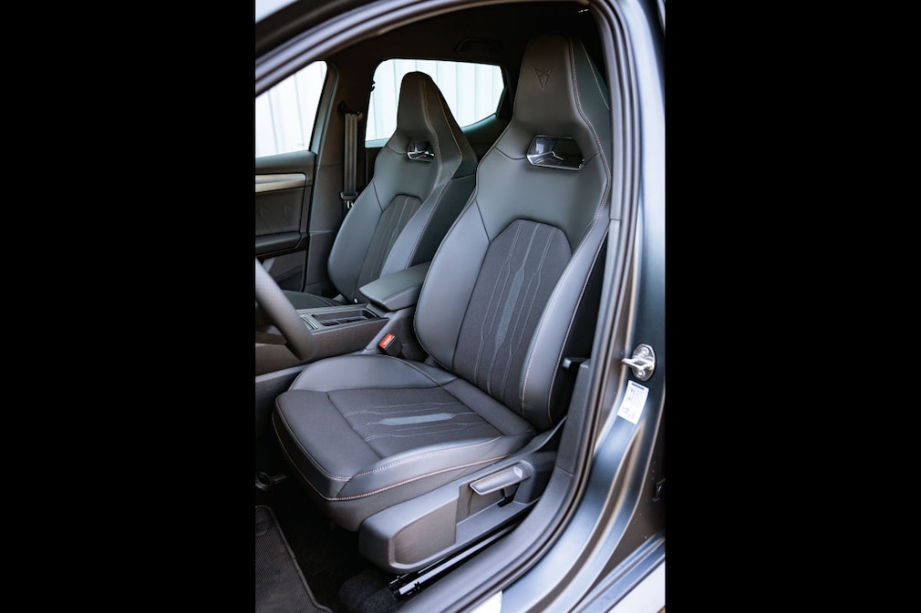 Cupra Leon 1.4 e-Hybrid