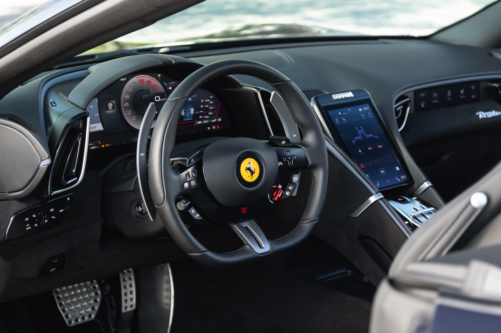 Ferrari Roma Spider