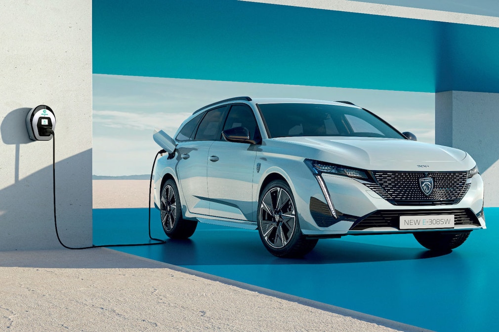 Peugeot e-308 SW