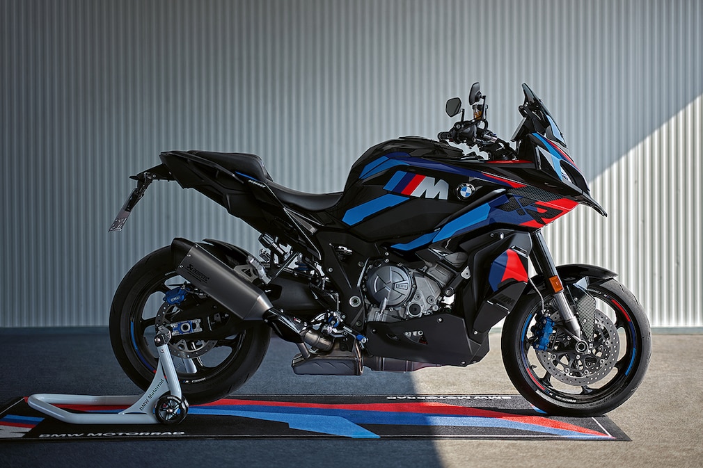 BMW M 1000 XR