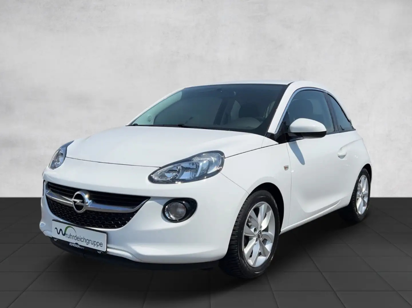 Opel Adam: stylischer Kleinstwagen mit wenig km zum fairen Preis - AUTO BILD
