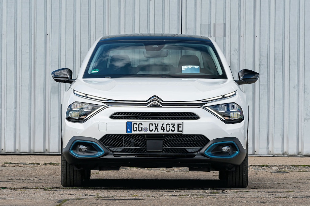 Citroën ë-C4 X